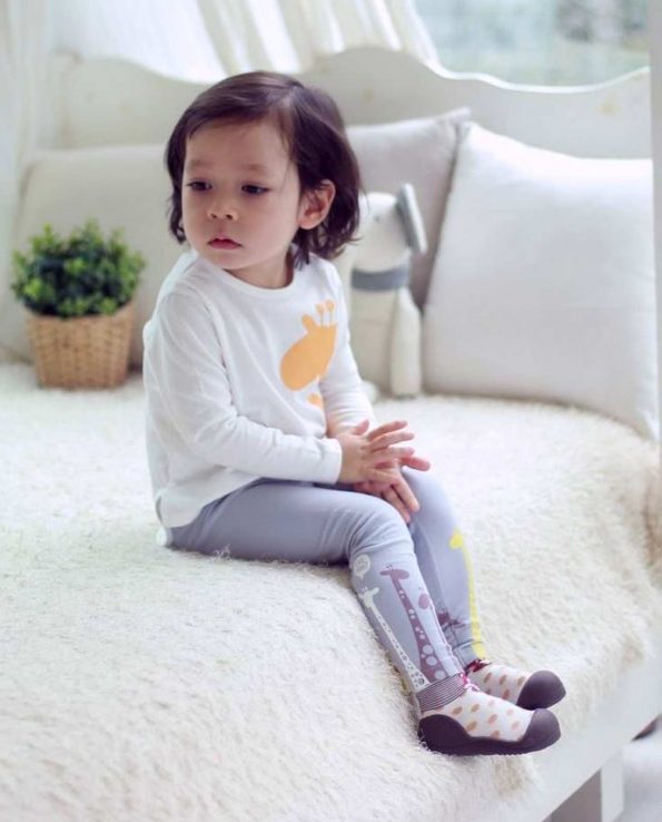 Zapatillas de bebé de la marca Attipas modelo zoo zorro brown