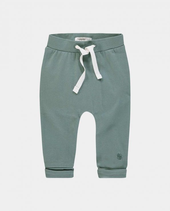 Pantalón cómodo de algodón orgánico para bebé y niño moderno color básico de la marca Noppies