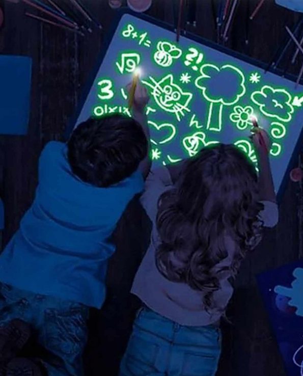 Pizarra fluorescente para niños con luz pintafluo A3