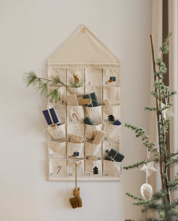 calendario de adviento montessori aesthetic liewood de algodon natural minimalista